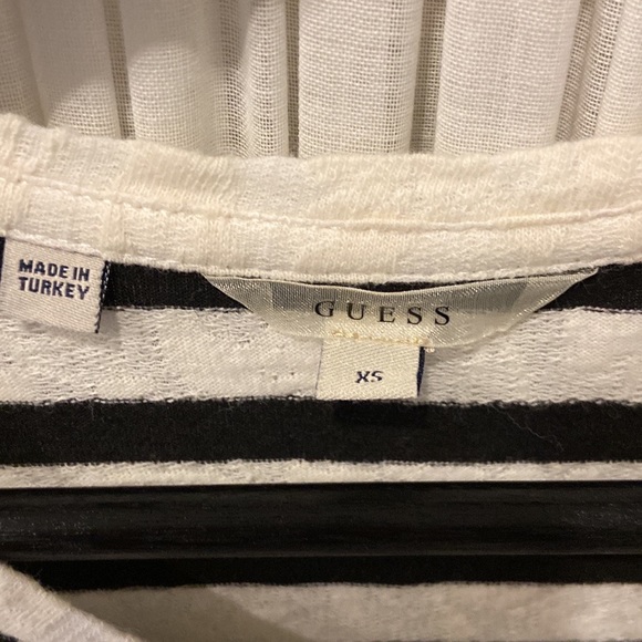 EUC Guess Monietta Striped Lace Tshirt - Size XS - Picture 3 of 8